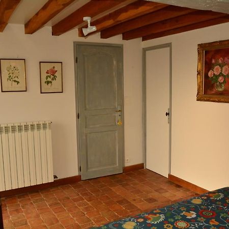 Le Vieux Saule Hotel Saints-en-Puisaye Luaran gambar